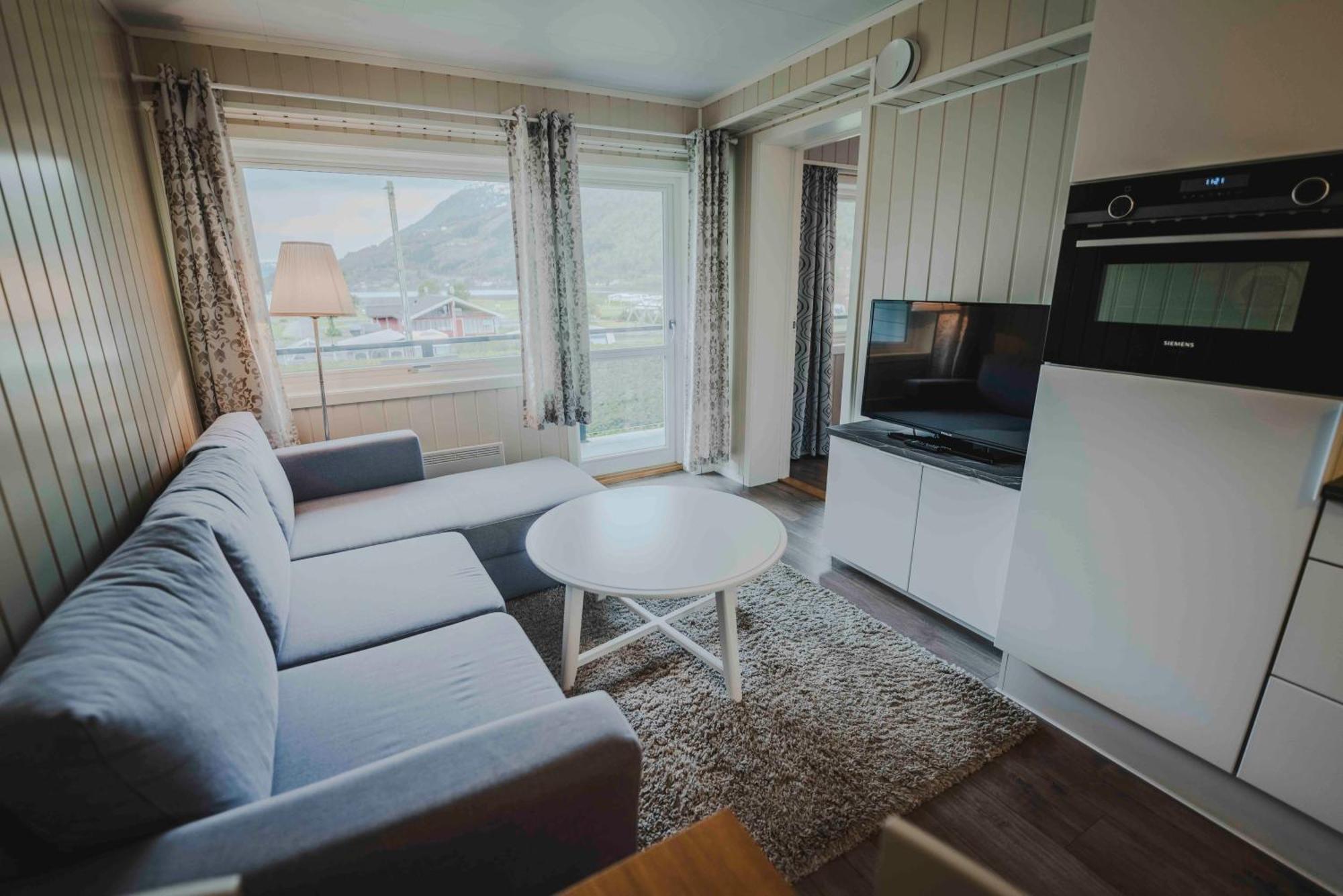 Loen Apartments Экстерьер фото