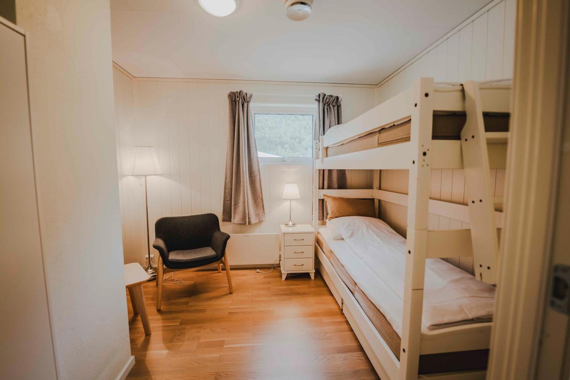 Loen Apartments Экстерьер фото